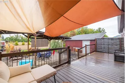 1305 Ash St, Brownsville, OR 97327 - Photo 29