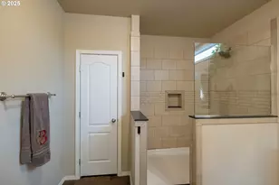 1305 Ash St, Brownsville, OR 97327 - Photo 19