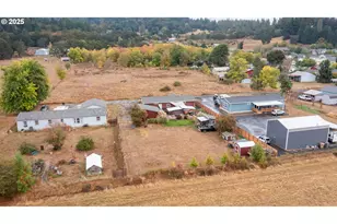 1305 Ash St, Brownsville, OR 97327 - Photo 41