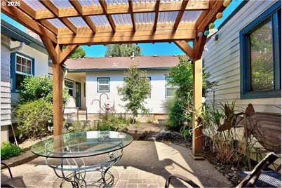 1403 SE 25th Ave, Portland, OR 97214 - Photo 11