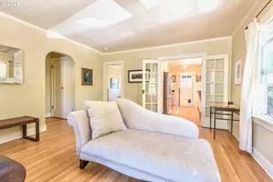 1403 SE 25th Ave, Portland, OR 97214 - Photo 5