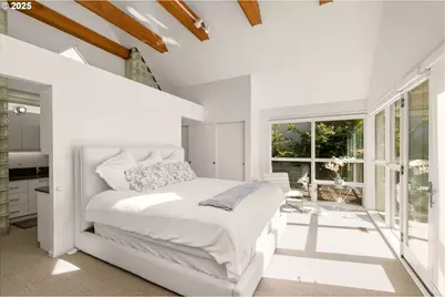 444 NW Hermosa Blvd, Portland, OR 97210 - Photo 19