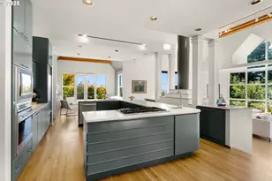 444 NW Hermosa Blvd, Portland, OR 97210 - Photo 15