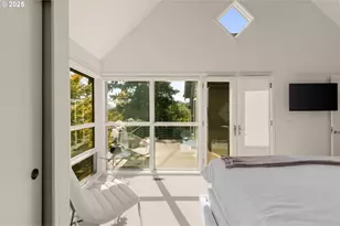 444 NW Hermosa Blvd, Portland, OR 97210 - Photo 17