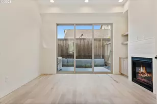 809 N Failing St, Portland, OR 97227 - Photo 15
