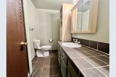 885 W Duane Ave, Hermiston, OR 97838 - Photo 13