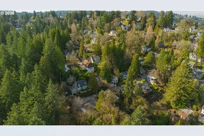 2666 SW Brae Mar Ct, Portland, OR 97201 - Photo 43