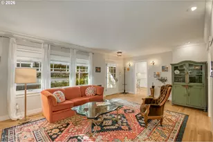 2666 SW Brae Mar Ct, Portland, OR 97201 - Photo 5