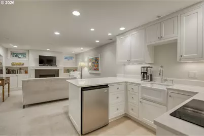 2666 SW Brae Mar Ct, Portland, OR 97201 - Photo 23