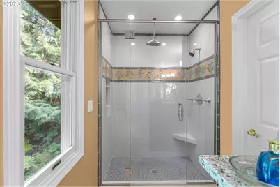 752 SW Regency Ter, Portland, OR 97225 - Photo 27