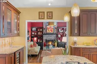 752 SW Regency Terrace, Portland, OR 97225 - Photo 15