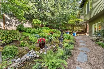 752 SW Regency Ter, Portland, OR 97225 - Photo 39