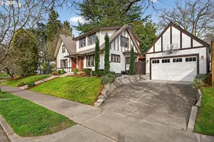 2311 NE Regents Dr, Portland, OR 97212 - Photo 3