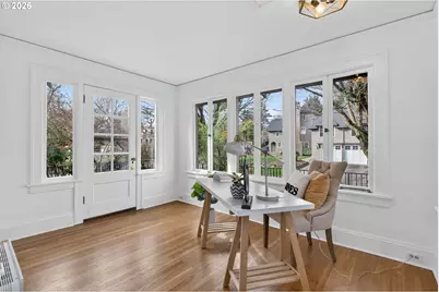 2311 NE Regents Dr, Portland, OR 97212 - Photo 13