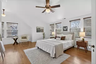 2311 NE Regents Dr, Portland, OR 97212 - Photo 27