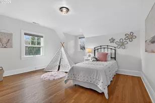 2311 NE Regents Dr, Portland, OR 97212 - Photo 37