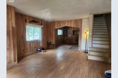 82 NW 3rd St, Ontario, OR 97914 - Photo 5