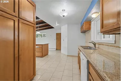 3855 Ferry St, Eugene, OR 97405 - Photo 15