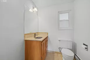 3855 Ferry St, Eugene, OR 97405 - Photo 17