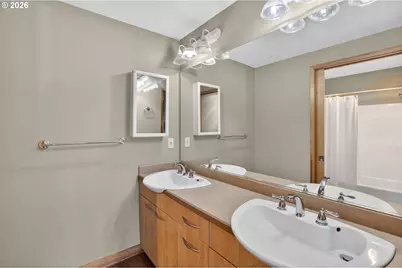 300 W 8th St #324, Vancouver, WA 98660 - Photo 15