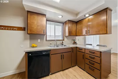 11915 NW 36th Ave, Vancouver, WA 98685 - Photo 17