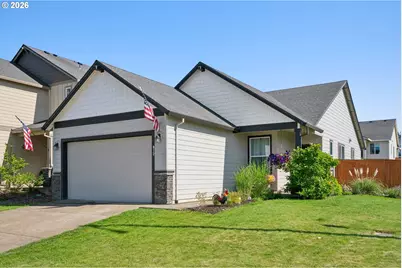 812 NE Trillium Dr, Estacada, OR 97023 - Photo 1