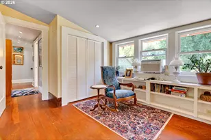 811 SW 58th Ave, Portland, OR 97221 - Photo 25