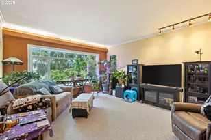 674 Youngs Ln, Roseburg, OR 97471 - Photo 7