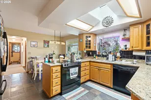 674 Youngs Ln, Roseburg, OR 97471 - Photo 13