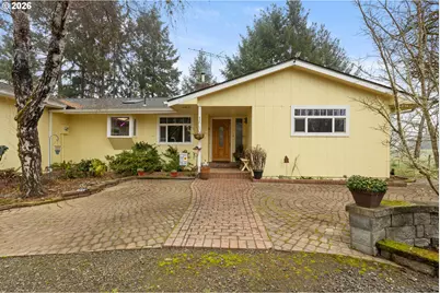 674 Youngs Ln, Roseburg, OR 97471 - Photo 3