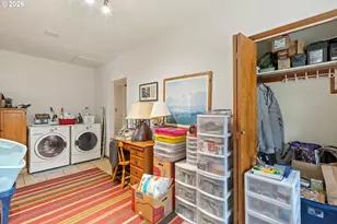 674 Youngs Ln, Roseburg, OR 97471 - Photo 33