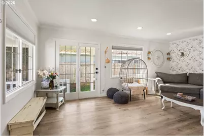 1039 N 4th Ave, Stayton, OR 97383 - Photo 5