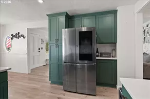 1039 N 4th Ave, Stayton, OR 97383 - Photo 11