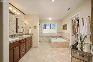 17460 SW 108th Pl, Tualatin, OR 97062 - Photo 33