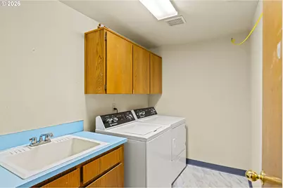 2120 S Dogwood St, Cornelius, OR 97113 - Photo 15