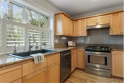 4520 Lower Dr, Lake Oswego, OR 97035 - Photo 15