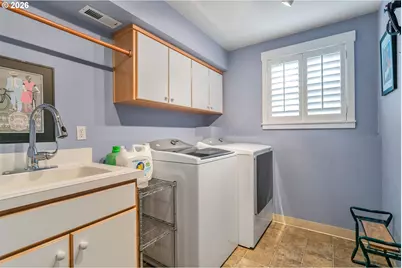 4520 Lower Dr, Lake Oswego, OR 97035 - Photo 33