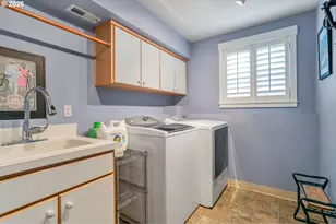 4520 Lower Dr, Lake Oswego, OR 97035 - Photo 33