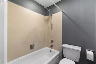 1837 SE Jo Ct, Milwaukie, OR 97267 - Photo 13
