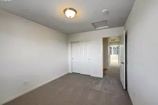 3133 SE Brookwood Ave, Hillsboro, OR 97123 - Photo 15