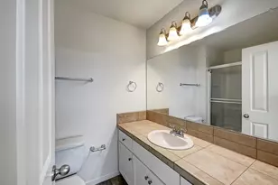 3133 SE Brookwood Ave, Hillsboro, OR 97123 - Photo 7