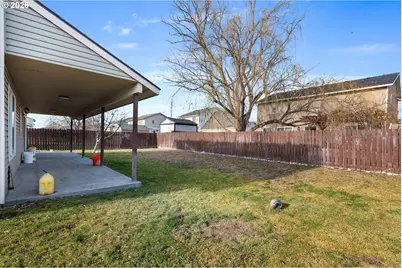 639 E Browning Ave, Hermiston, OR 97838 - Photo 29