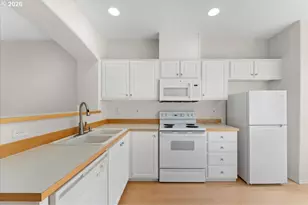 13700 SW Scholls Ferry Rd, Beaverton, OR 97007 - Photo 5