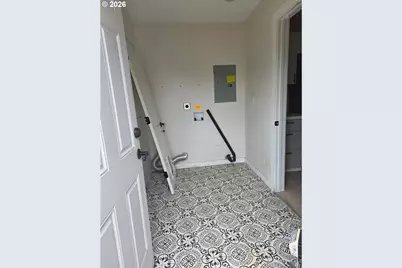 5711 SE 123rd Ave, Portland, OR 97236 - Photo 7