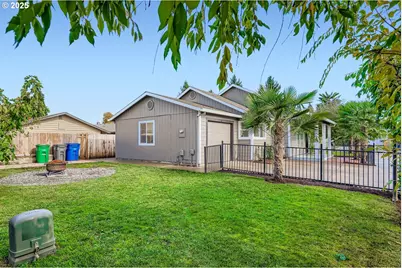 1215 Del Sol Ct, Woodburn, OR 97071 - Photo 25