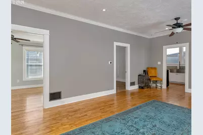 1119 5th St, Oregon City, OR 97045 - Photo 15