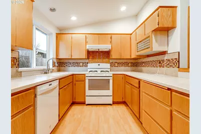 12300 NE 43rd Cir, Vancouver, WA 98682 - Photo 11