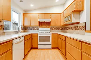 12300 NE 43rd Cir, Vancouver, WA 98682 - Photo 11