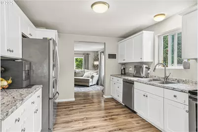 1404 NW Kerron St, Winlock, WA 98596 - Photo 11