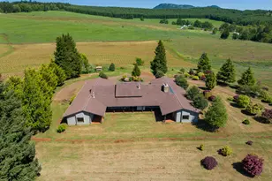 1488 Red Hill Rd, Oakland, OR 97462 - Photo 3
